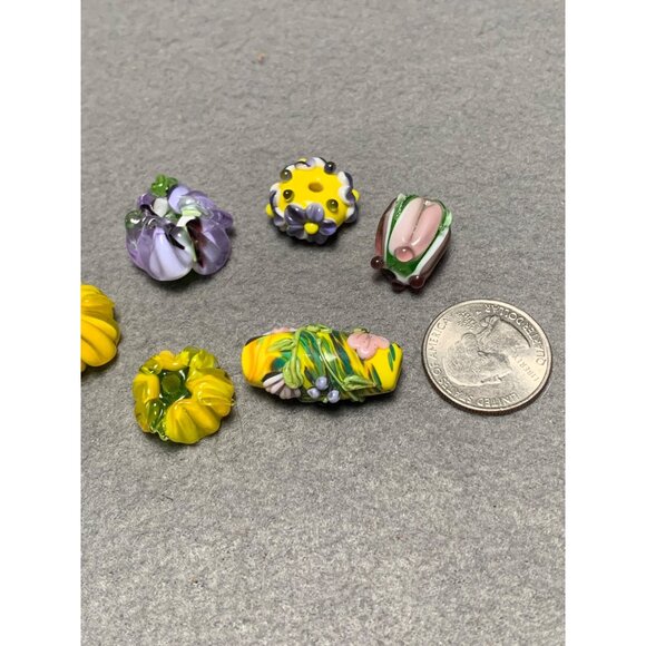 Handmade Glass Lampwork Flower Beads Set of 6 Assorted Colors - Picture 4 of 10